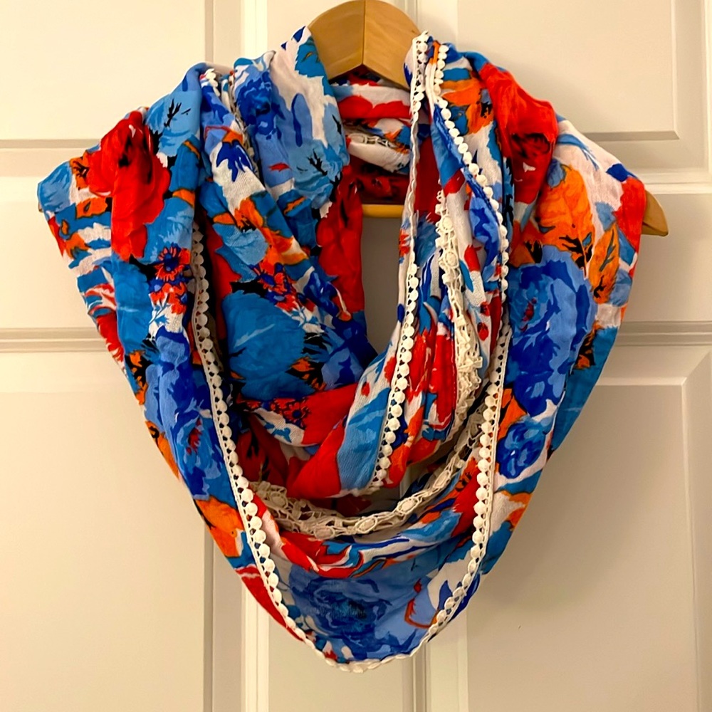 Anthro Infinity Scarf “Luna Rose” by Rose & Rose